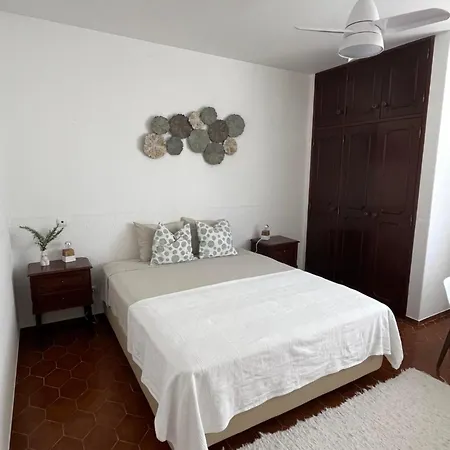 Vila Gloria Guesthouse Lagos Room photo